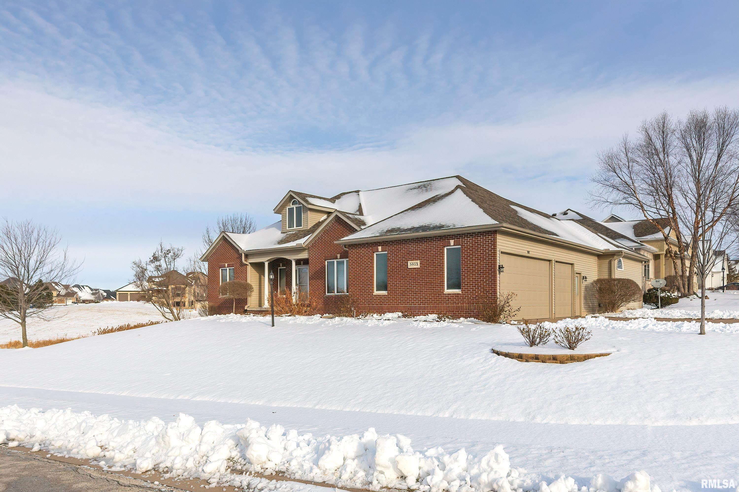 5805 Cardinal Road Bettendorf, IA 52722 - Photo 2 of 39 Gallery Image 2