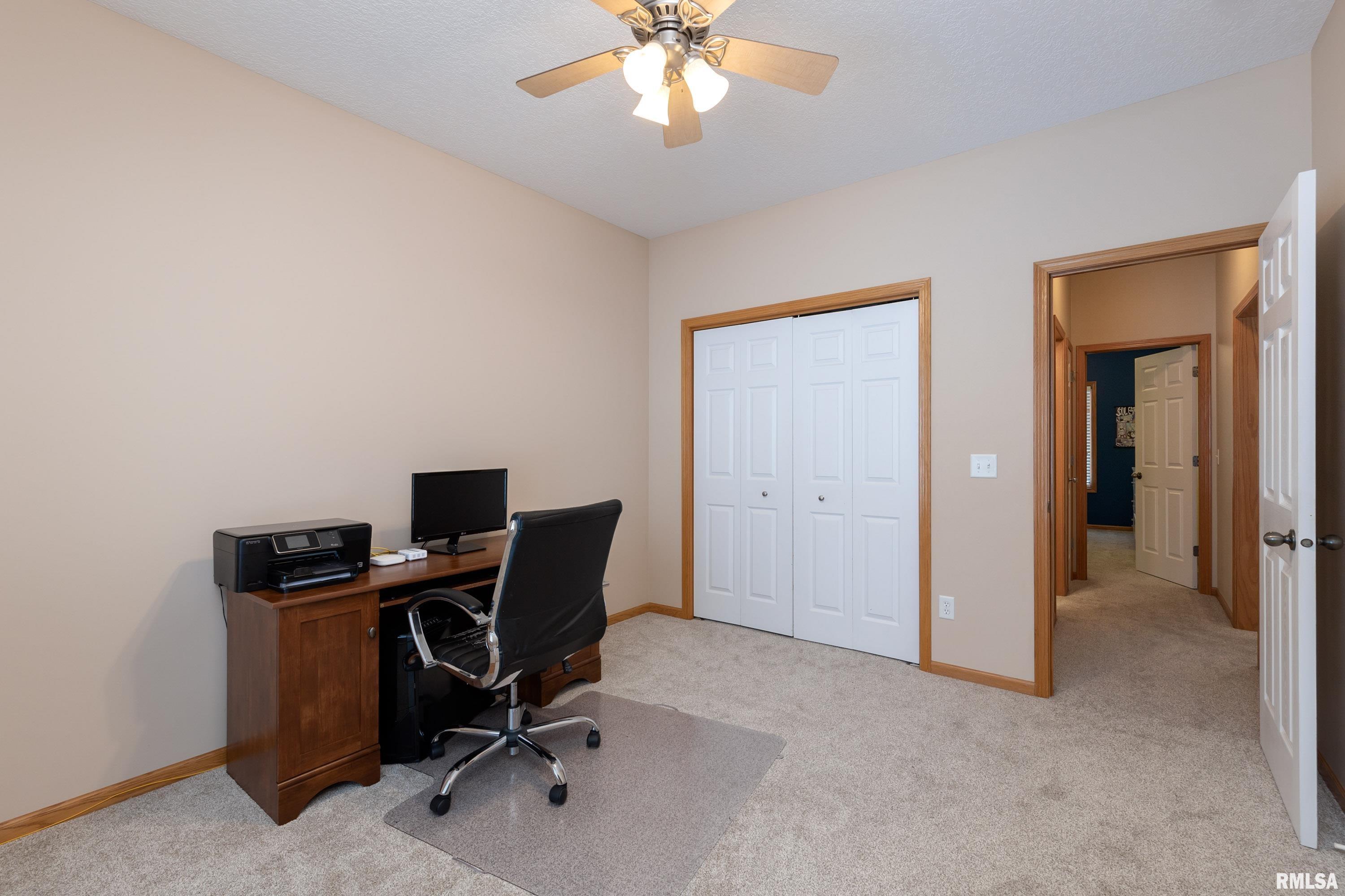 5805 Cardinal Road Bettendorf, IA 52722 - Photo 21 of 39 Gallery Image 21