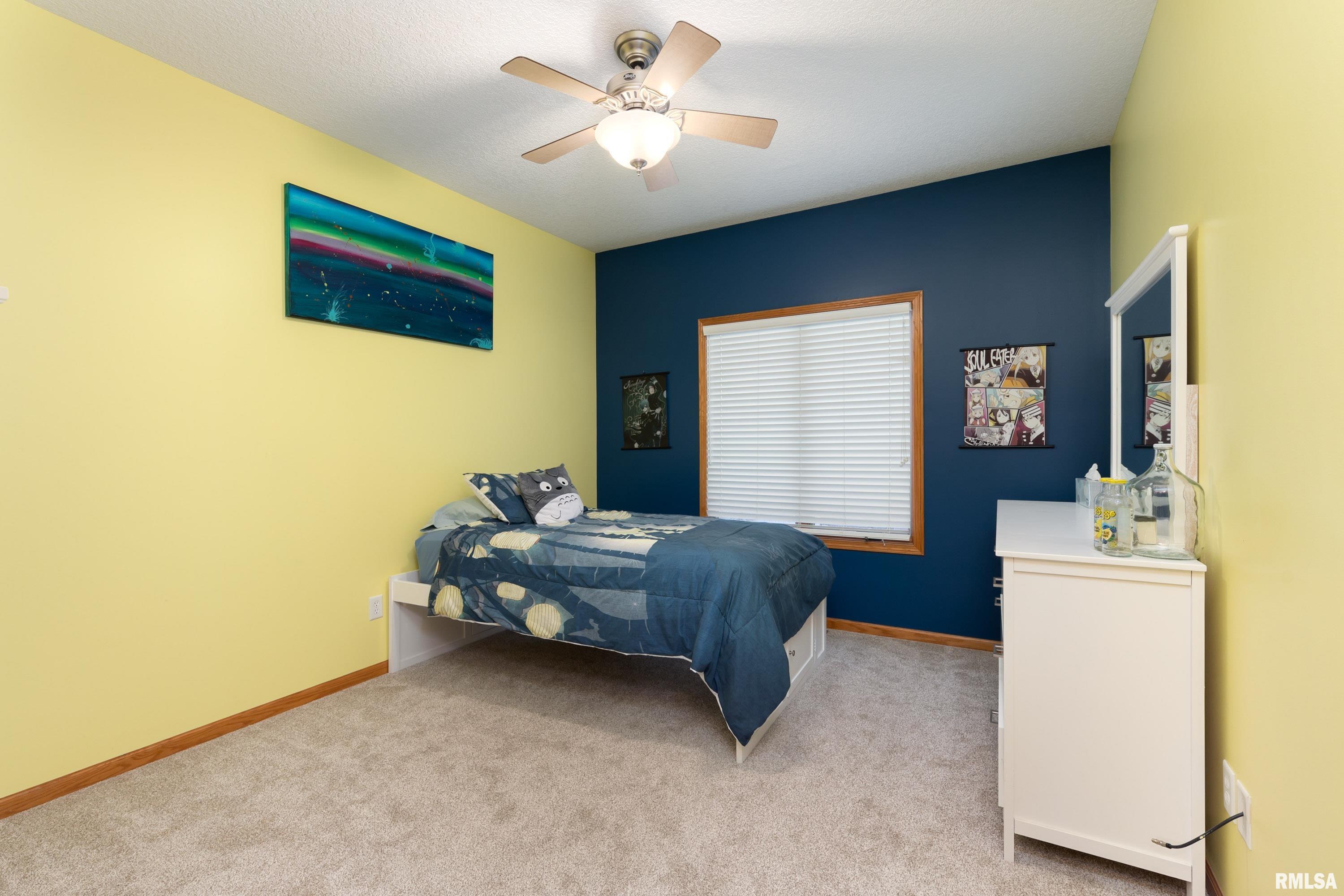 5805 Cardinal Road Bettendorf, IA 52722 - Photo 23 of 39 Gallery Image 23