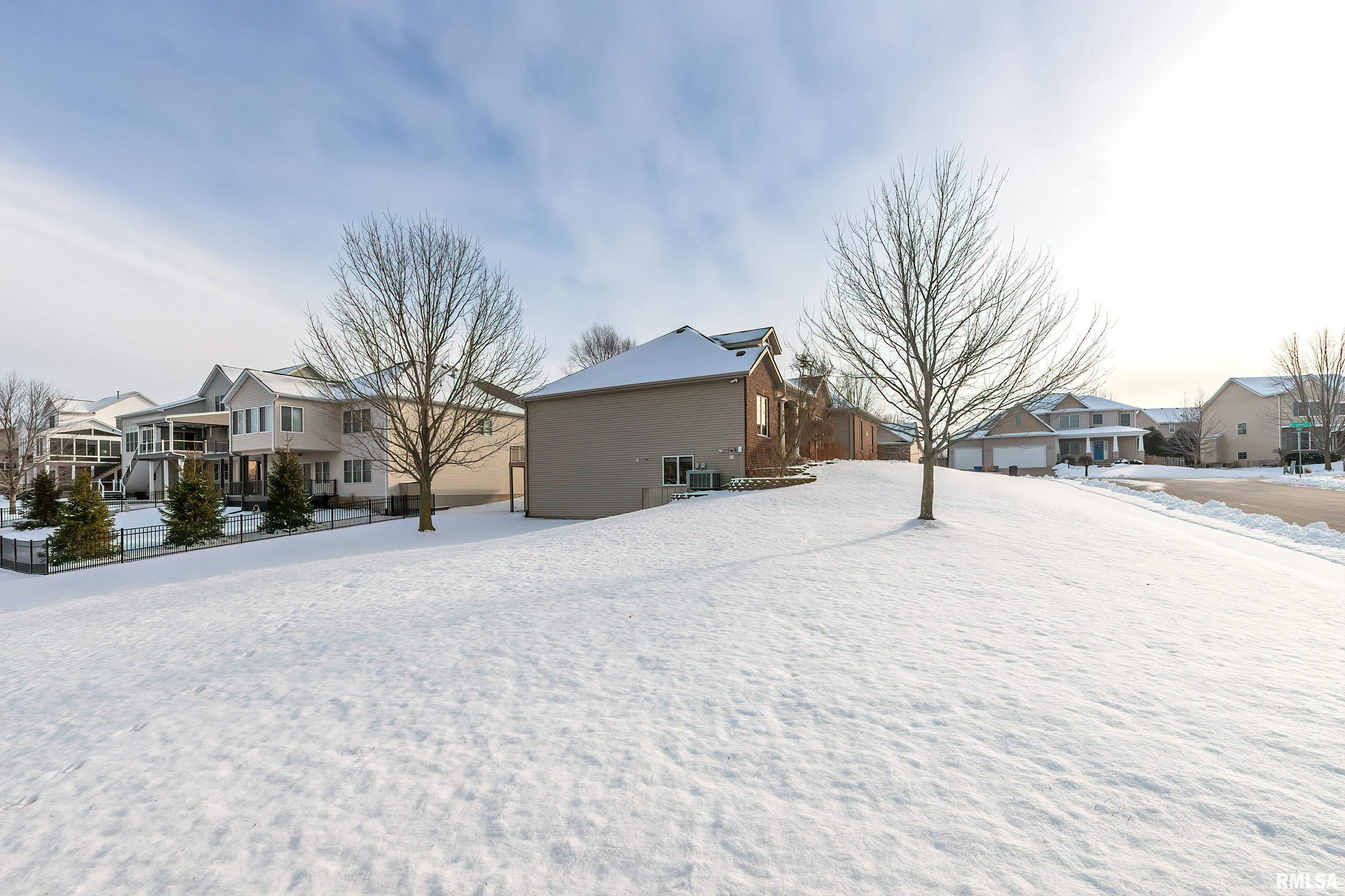 5805 Cardinal Road Bettendorf, IA 52722 - Photo 37 of 39 Gallery Image 37