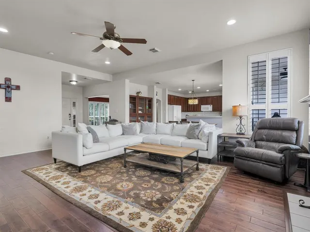 $615,000 | 6859 County Road 1140, Leonard, TX 75452