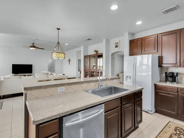 $615,000 | 6859 County Road 1140, Leonard, TX 75452