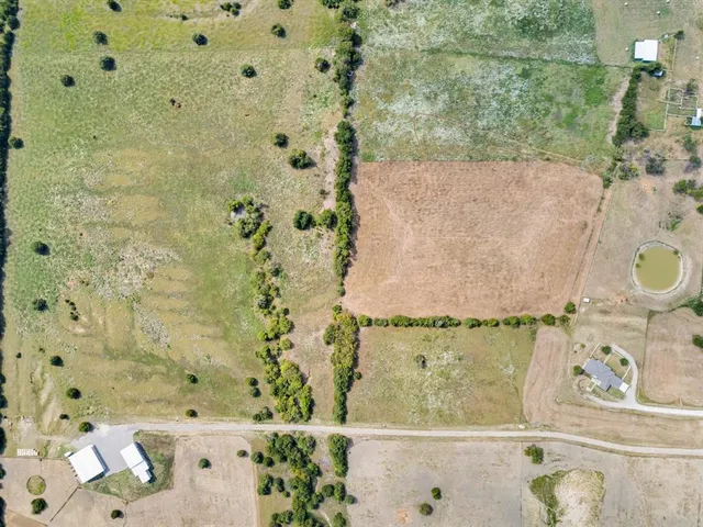 $615,000 | 6859 County Road 1140, Leonard, TX 75452