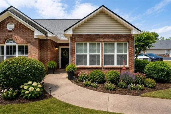 $297,500 | 3732 Villa Springs Circle, Powder Springs, GA 30127