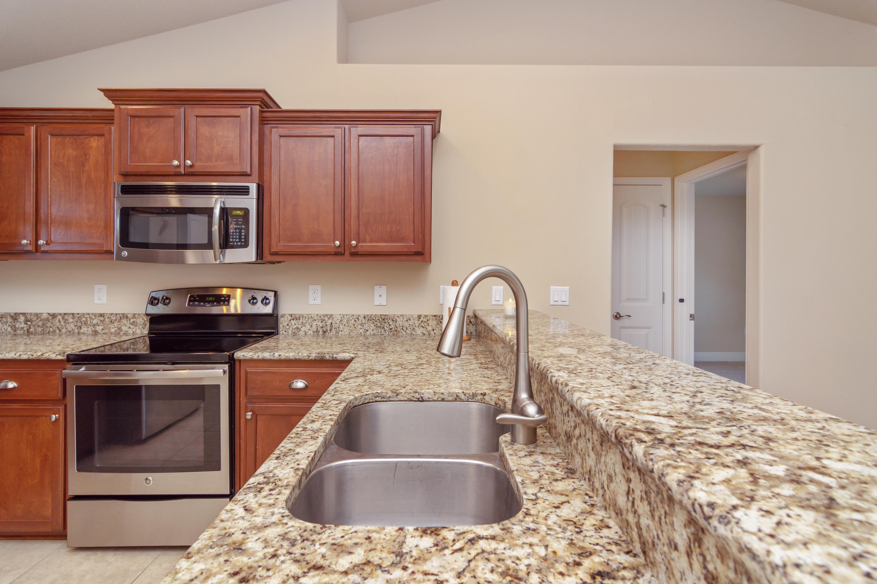 321 Sidewinder Loop Crestview, FL 32536 - Photo 15 of 37 321 Sidewinder Loop-13
