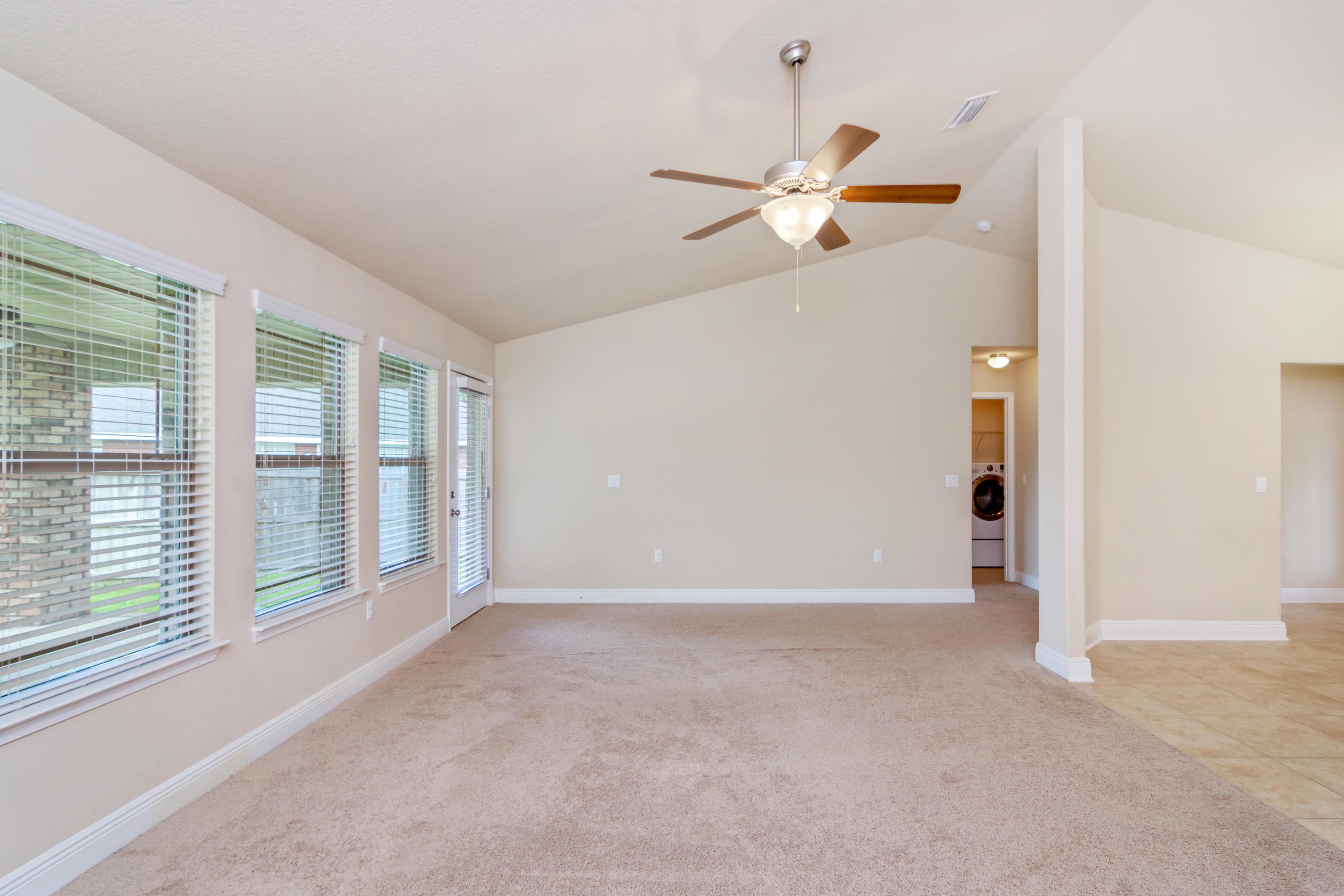 321 Sidewinder Loop Crestview, FL 32536 - Photo 6 of 37 321 Sidewinder Loop-05