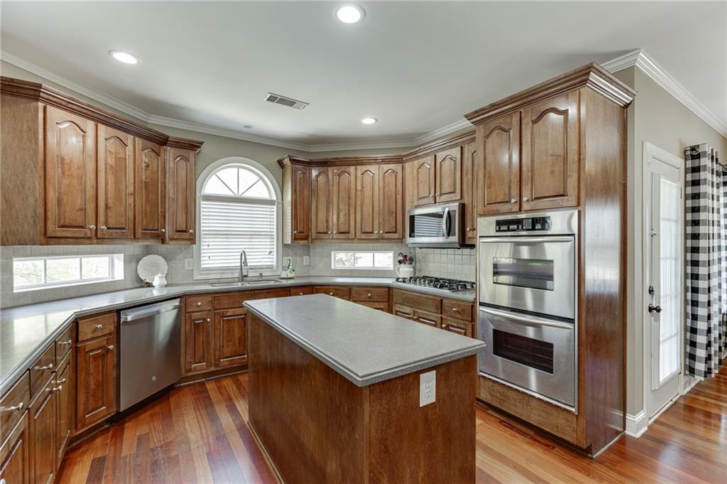 203 Whitaker Way Hoschton, GA 30548 - Photo 12 of 77