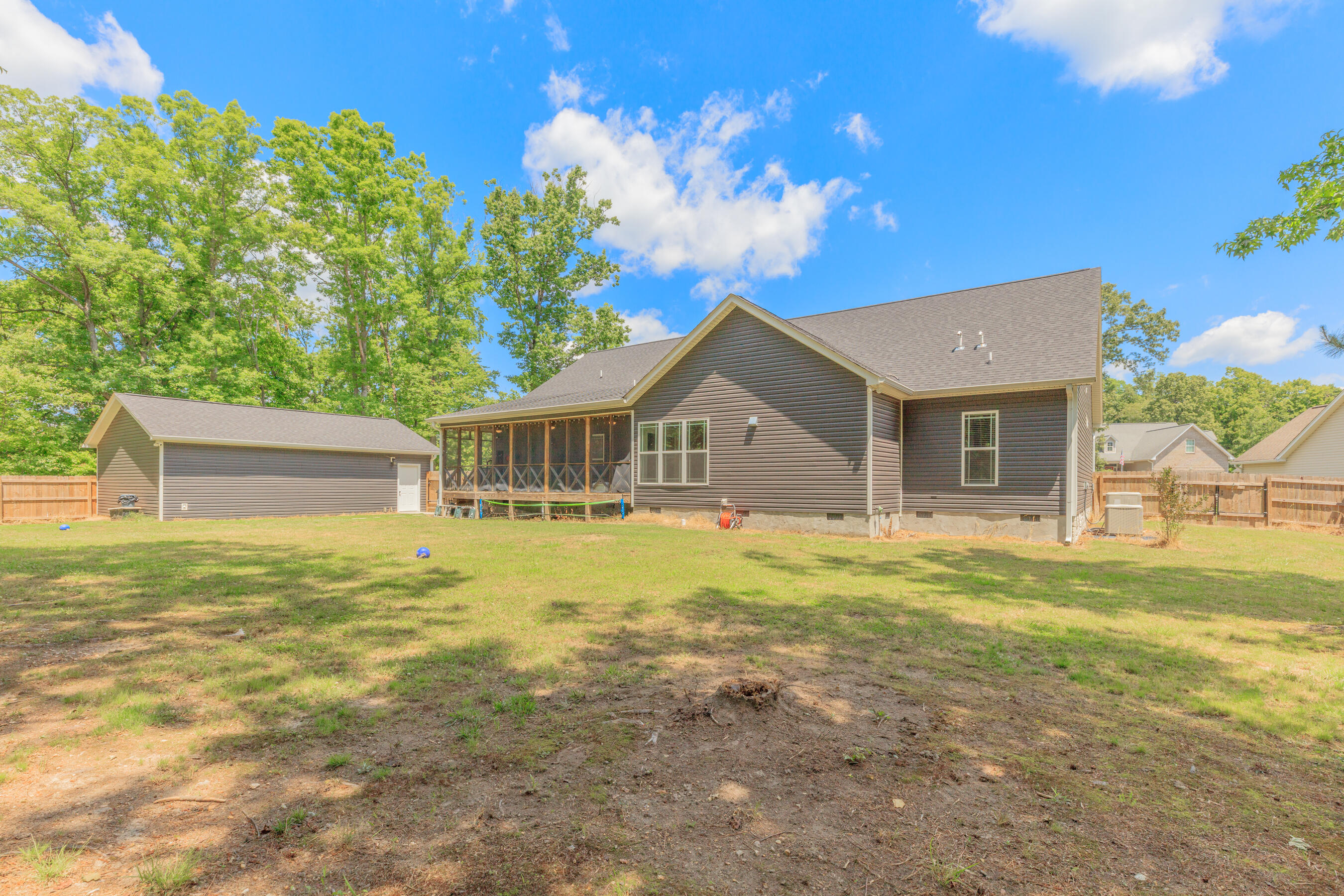 215 Red Oak Ridge Drive Chickamauga, GA 30707 - Photo 10 of 37 215 Red Oak HD-16