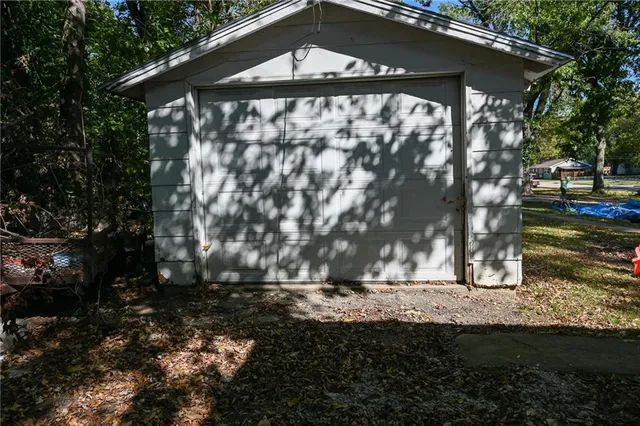 $100,000 | 600 West Hunter Street, Nevada, MO 64772