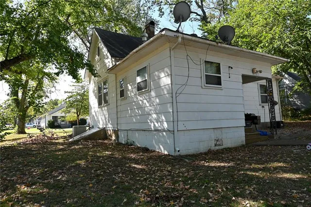 $100,000 | 600 West Hunter Street, Nevada, MO 64772