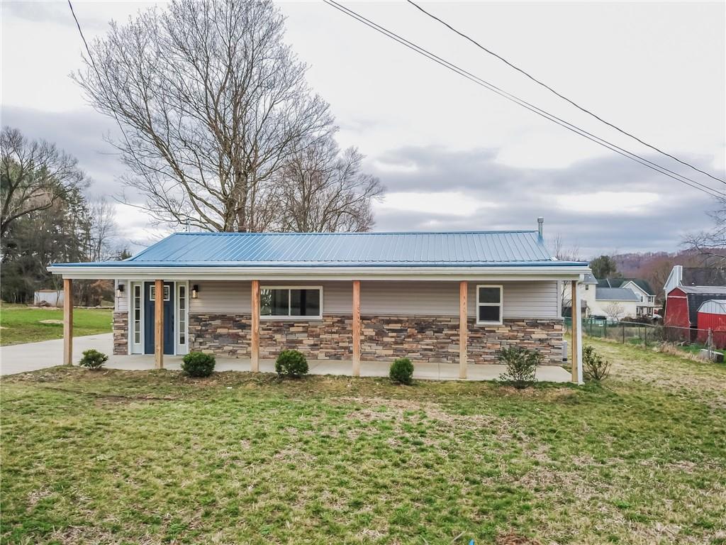 114 Grimm Road Sarver, PA 16055 - Photo 2 of 25 Gallery Image 2