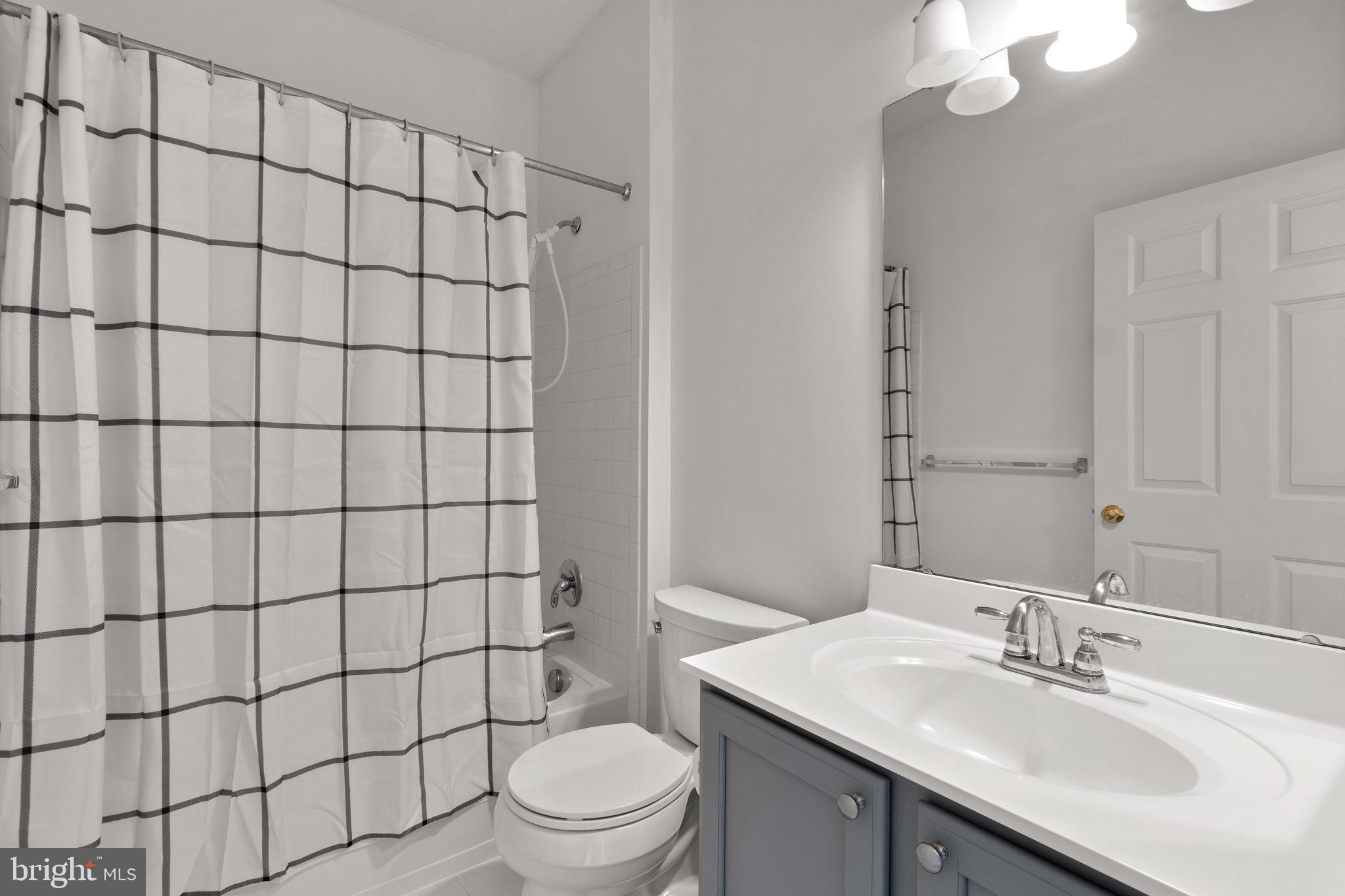 7724 Rotherham Drive Hanover, MD 21076 - Photo 22 of 47 Bathroom