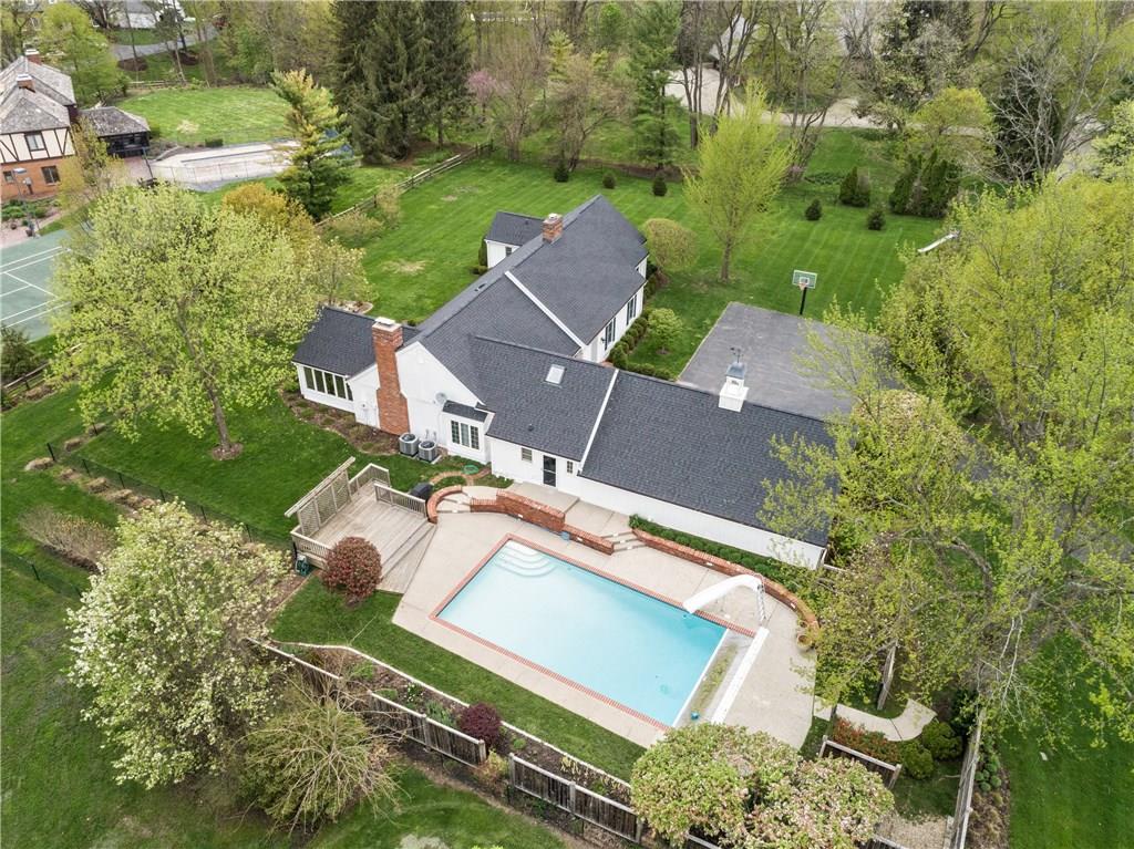 11454 Ditch Road Carmel, IN 46032 - Photo 4 of 32 Gallery Image 4