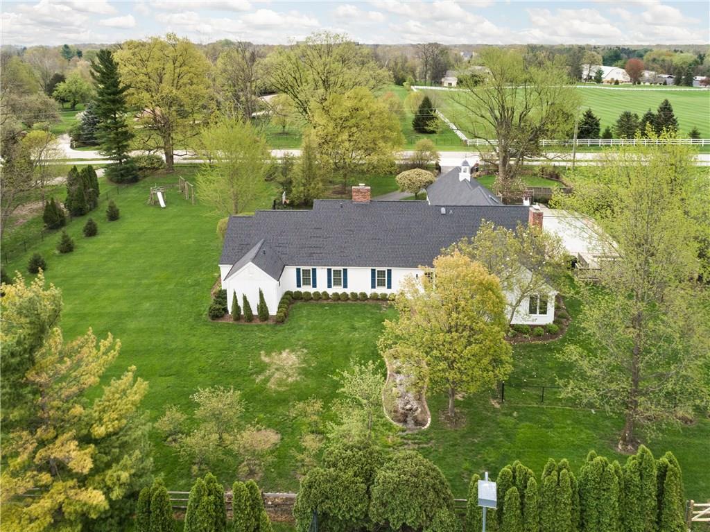 11454 Ditch Road Carmel, IN 46032 - Photo 5 of 32 Gallery Image 5