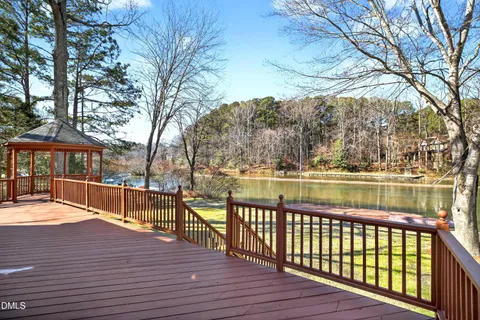 $1,099,000 | 105 Headlands Lane, Cary, NC 27518