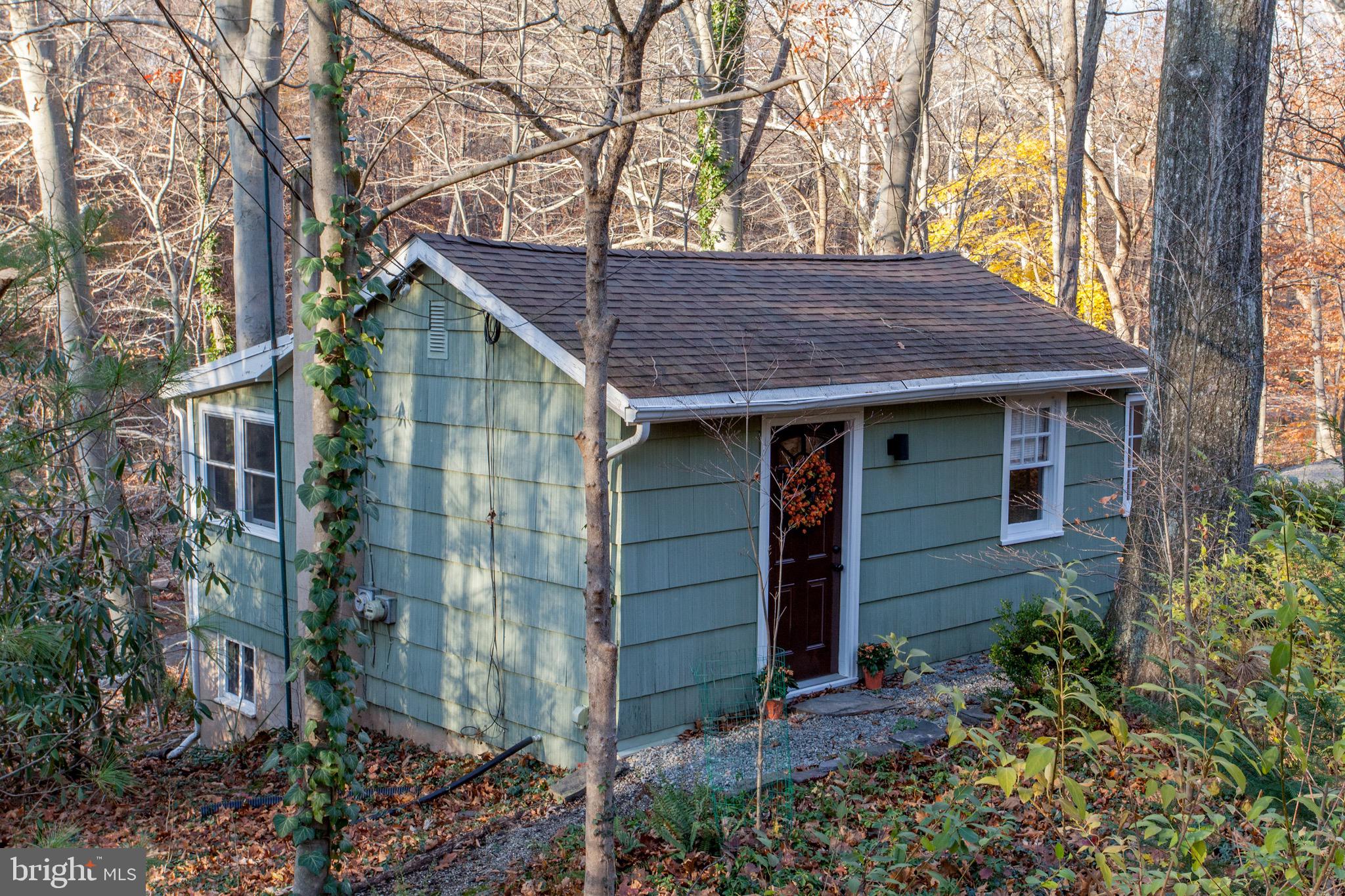 27 Jacobs Creek Road Ewing, NJ 08628 - Photo 14 of 29 Gallery Image 14