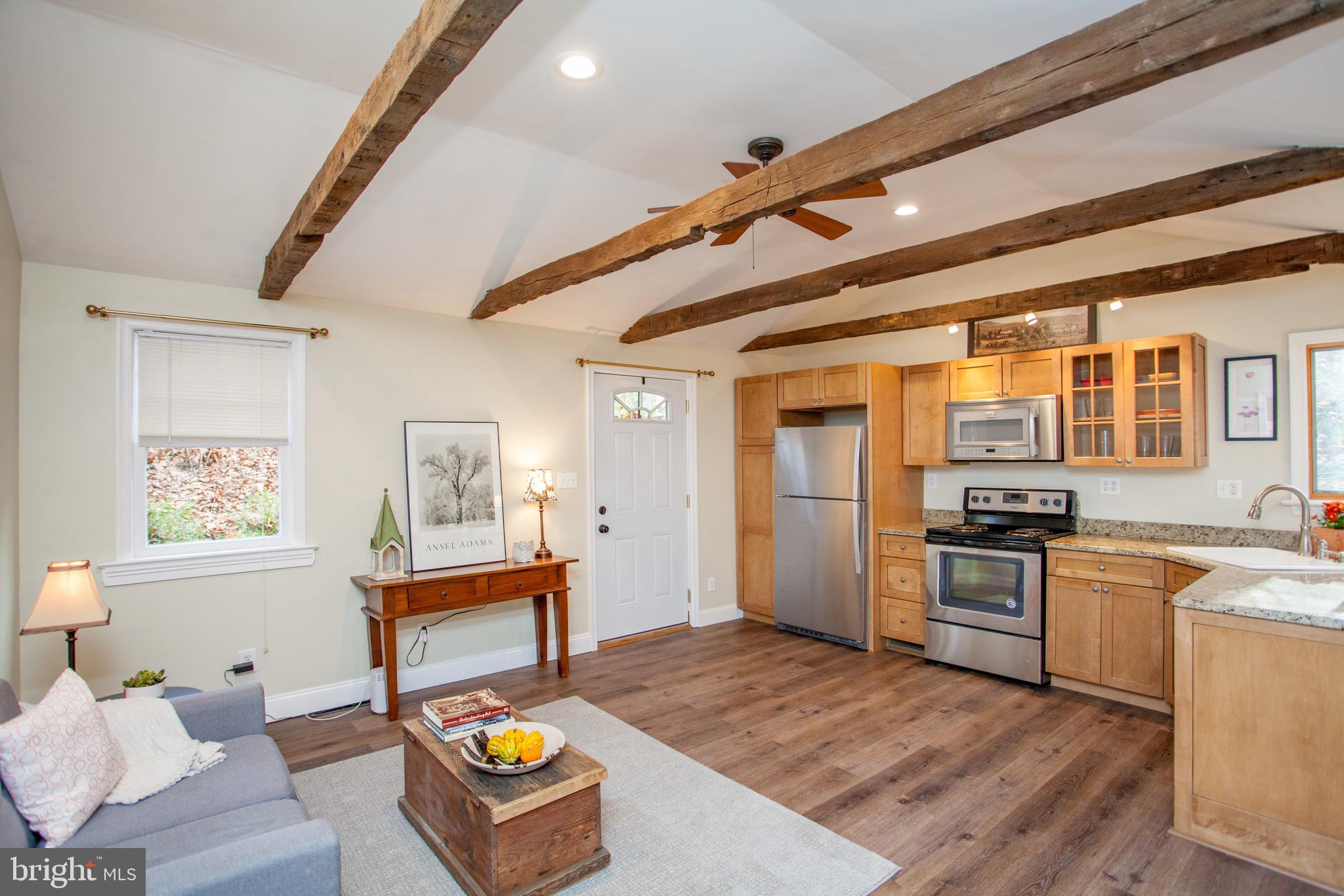 27 Jacobs Creek Road Ewing, NJ 08628 - Photo 4 of 29 Gallery Image 4