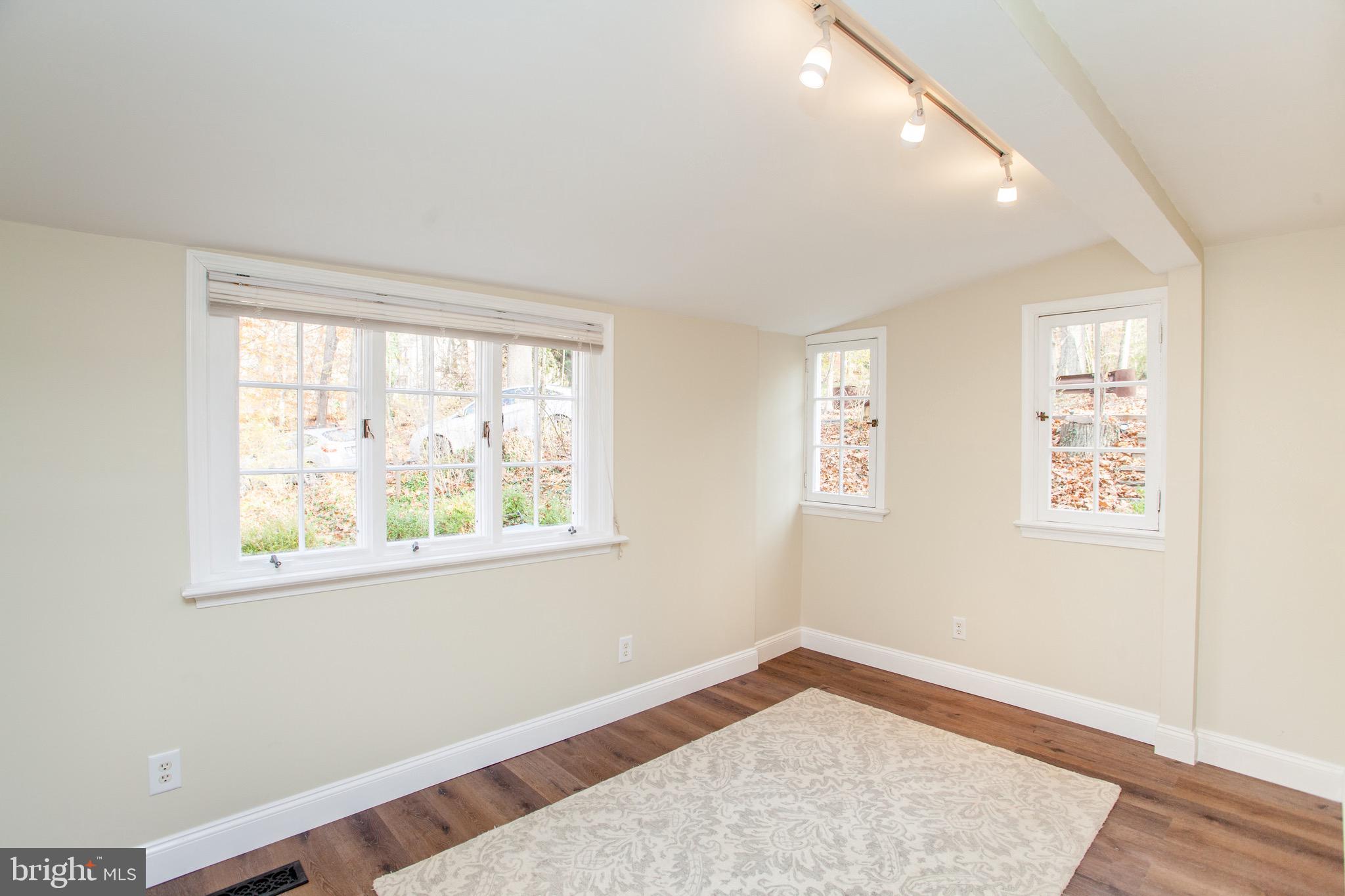 27 Jacobs Creek Road Ewing, NJ 08628 - Photo 8 of 29 Bedroom