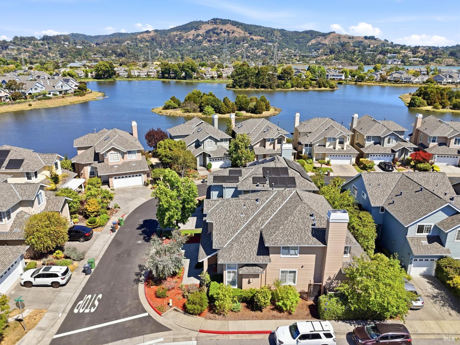 6 Egret View San Rafael, CA 94901 - Photo 31 of 37 Gallery Image 31