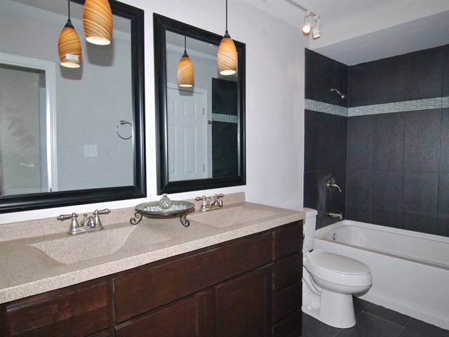 646 Highland Road Matteson, IL 60443 - Photo 15 of 20