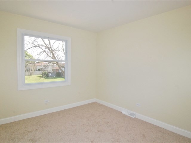 646 Highland Road Matteson, IL 60443 - Photo 17 of 20