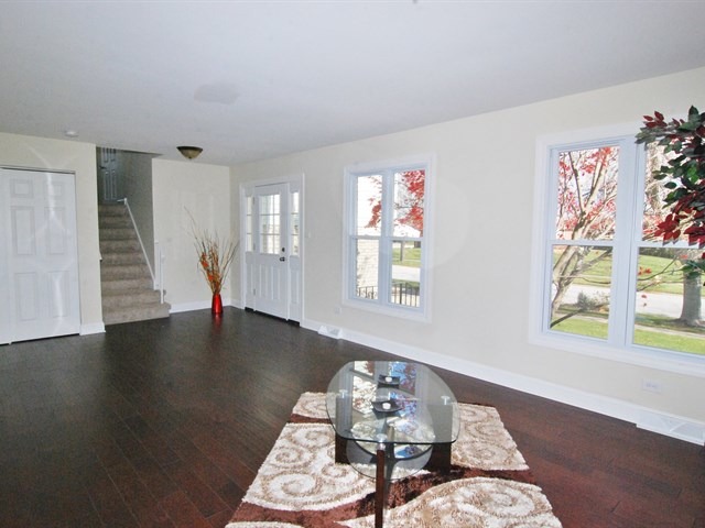 646 Highland Road Matteson, IL 60443 - Photo 4 of 20