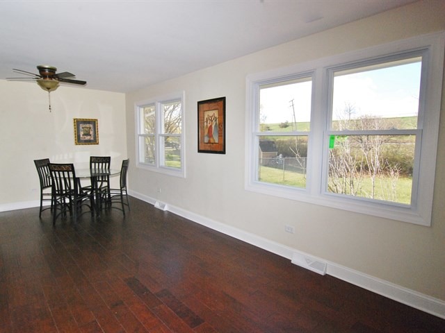 646 Highland Road Matteson, IL 60443 - Photo 8 of 20