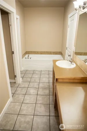 $469,000 | 1324 East Polk Court, Moses Lake, WA 98837