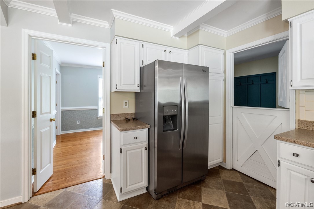 561 Fords Road Manakin-Sabot, VA 23103 - Photo 21 of 33 a kitchen with stainless steel appliances a refrigerator and a sink