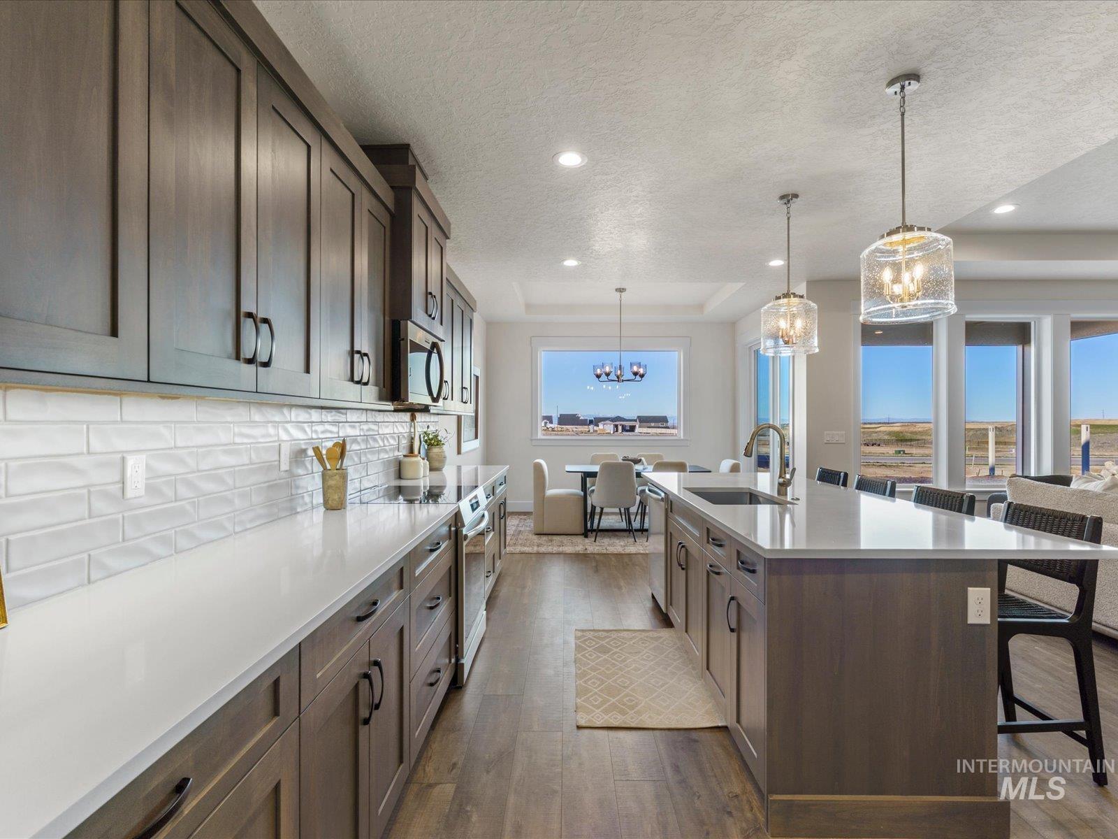 375 South Strut Way Boise, ID 83716 - Photo 12 of 47