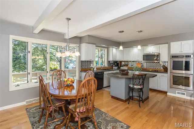 $625,000 | 1620 Chalmers Drive, Chesterfield, MO 63017