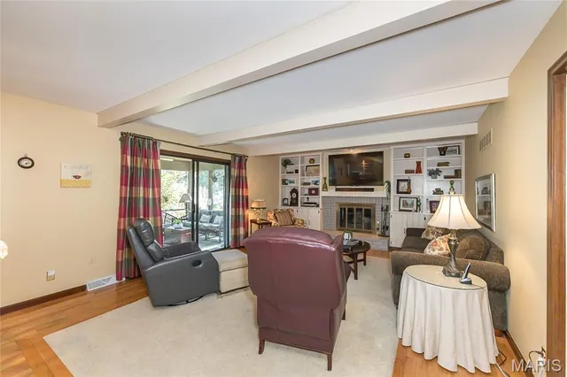 $625,000 | 1620 Chalmers Drive, Chesterfield, MO 63017