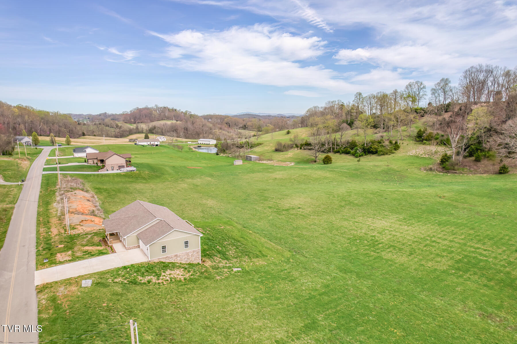 138 Baskett Road, Unit 1 Limestone, TN 37681 - Photo 6 of 19 138 Baskett Rd-6