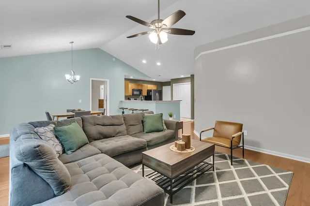 $329,000 | 5009 Whitfield Court, Summerville, SC 29485