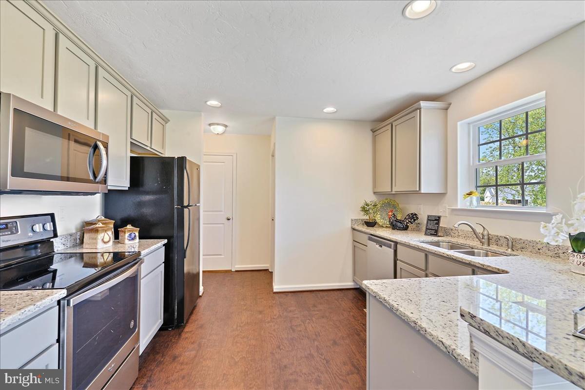 55 Fox Run Road Hanover, PA 17331 - Photo 12 of 26 Gallery Image 12