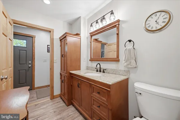 $699,900 | 330 Sideling Mtn Drive, Paw Paw, WV 25434