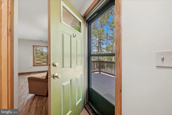 $699,900 | 330 Sideling Mtn Drive, Paw Paw, WV 25434