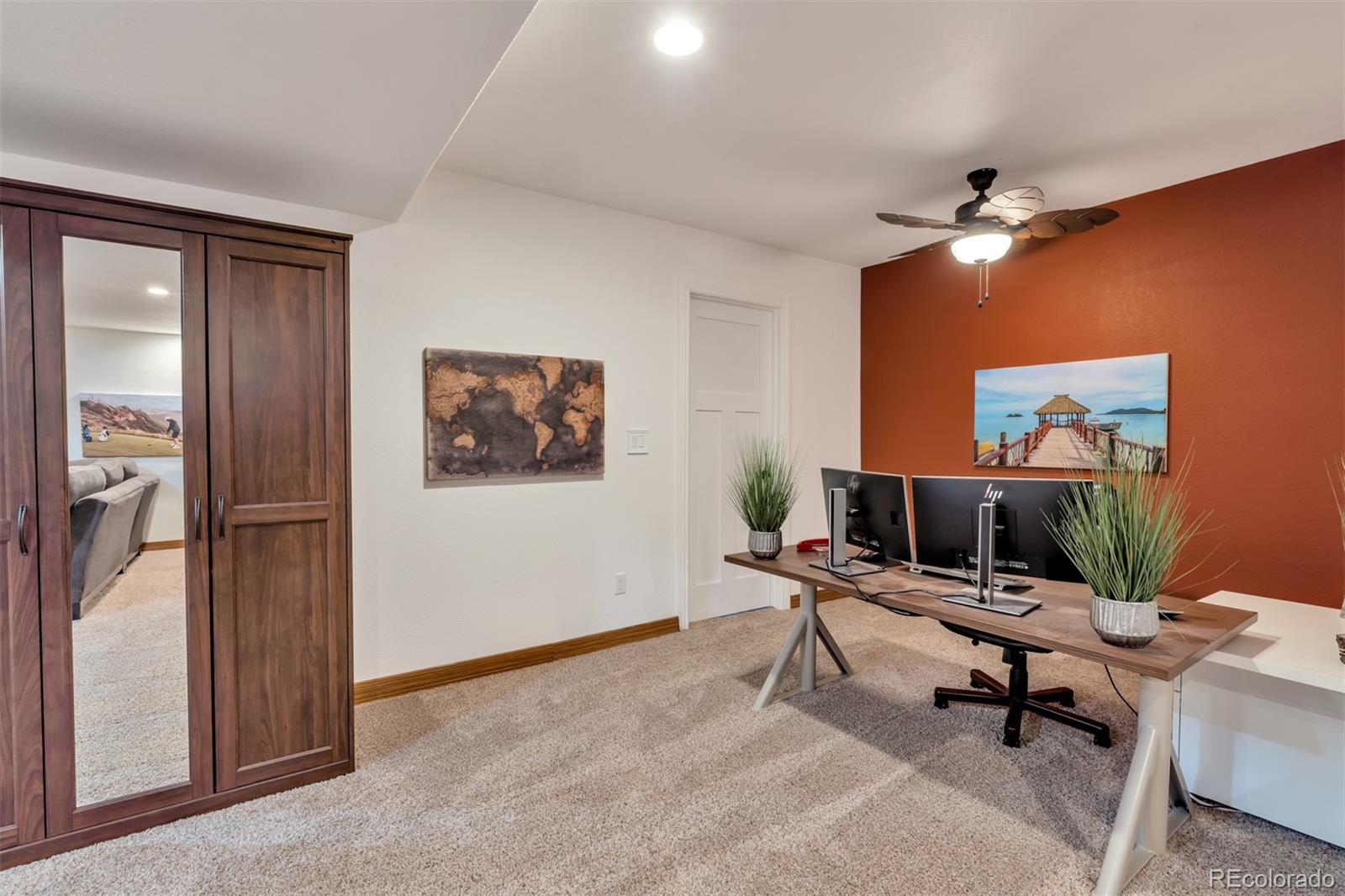 10735 Wynspire Road Highlands Ranch, CO 80130 - Photo 18 of 40