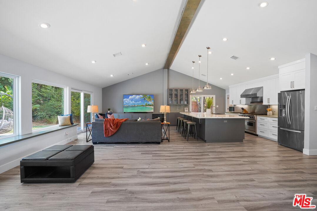 17211 Parthenia Street Northridge, CA 91325 - Photo 44 of 58