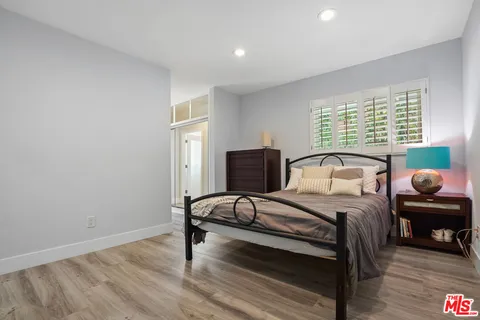 $2,200,000 | 17211 Parthenia Street, Northridge, CA 91325