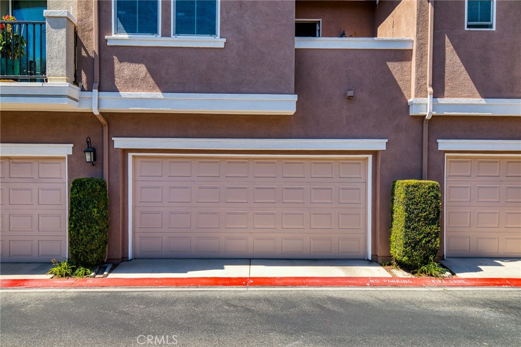 8053 Picasso Stanton, CA 90680 - Photo 10 of 58 2 car-garage