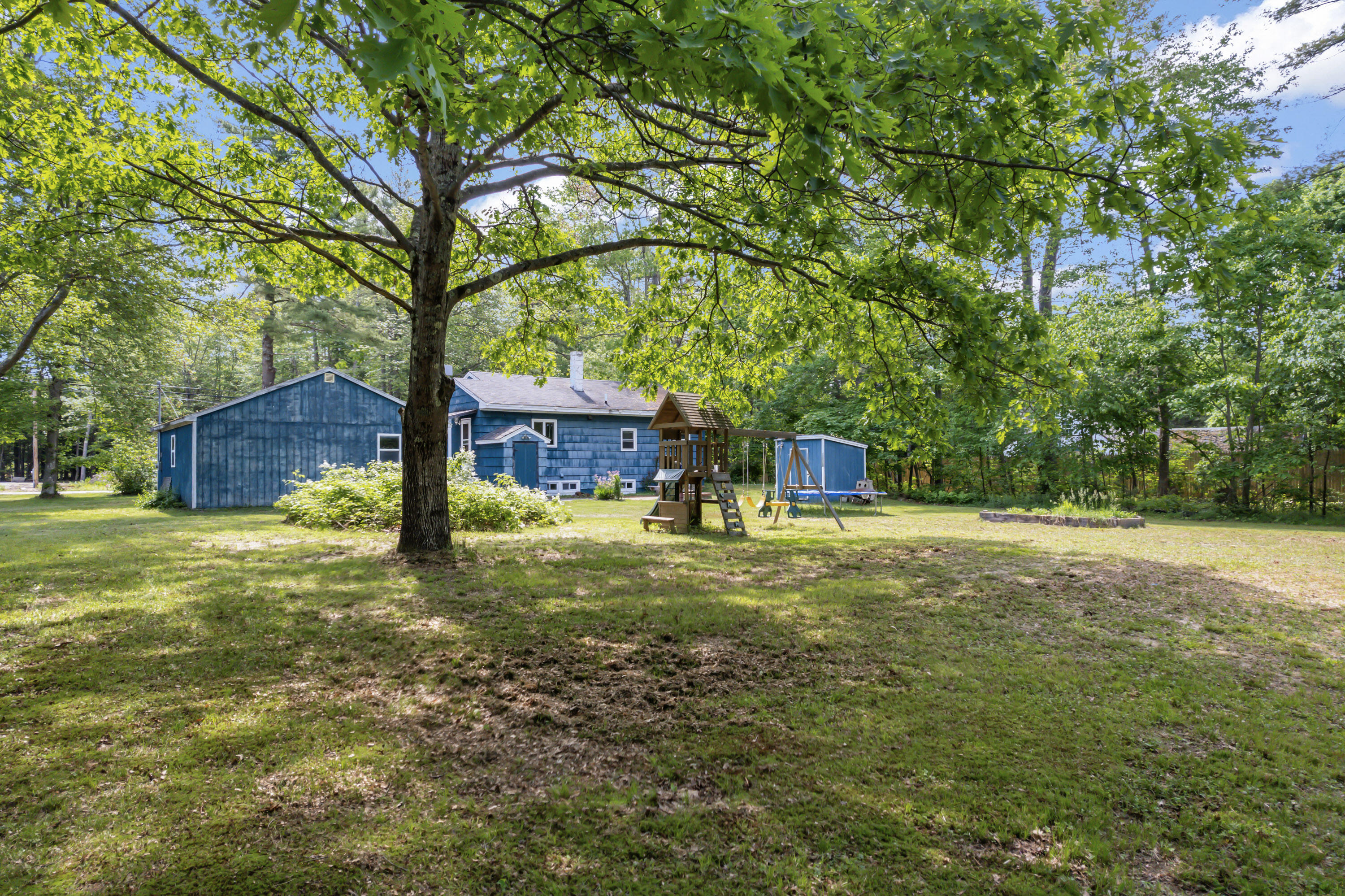 90 Tedford Road Topsham, ME 04086 - Photo 24 of 29 Large Backyard