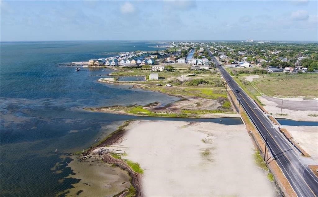 2849 Laguna Shores Road Corpus Christi, TX 78418 - Photo 4 of 10 a view of a lake view