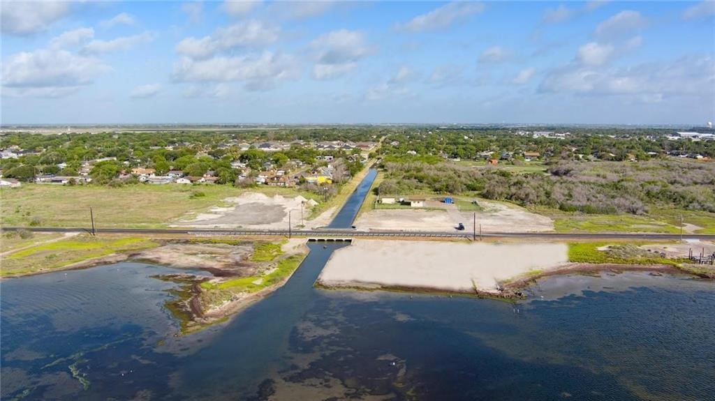 2849 Laguna Shores Road Corpus Christi, TX 78418 - Photo 9 of 10 a view of an ocean and beach