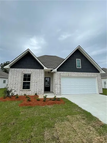 $2,300 | Undisclosed Address, Covington, LA 70433