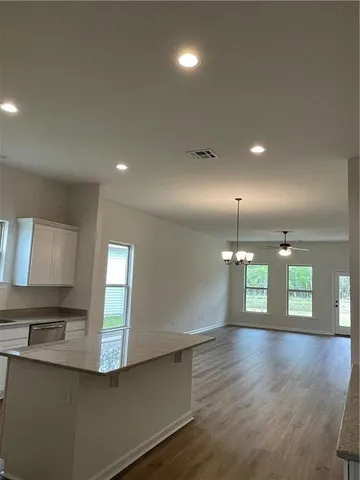 $2,300 | Undisclosed Address, Covington, LA 70433