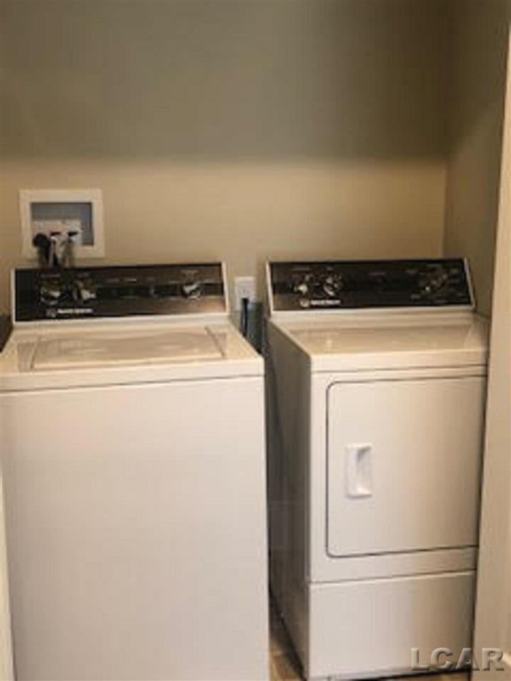 1497 East Valley Road Adrian, MI 49221 - Photo 6 of 7 50047533-5.JPG