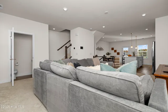 $359,000 | 311 Fost Boulevard, Moyock, NC 27958