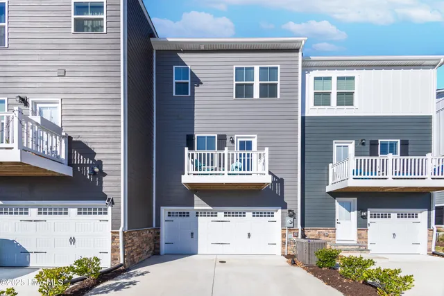 $359,000 | 311 Fost Boulevard, Moyock, NC 27958