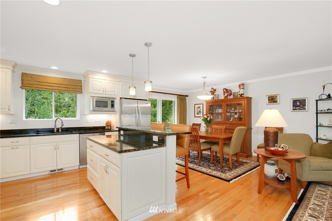 20113 43rd Avenue Southeast Bothell, WA 98012 - Photo 2 of 25 Gallery Image 2